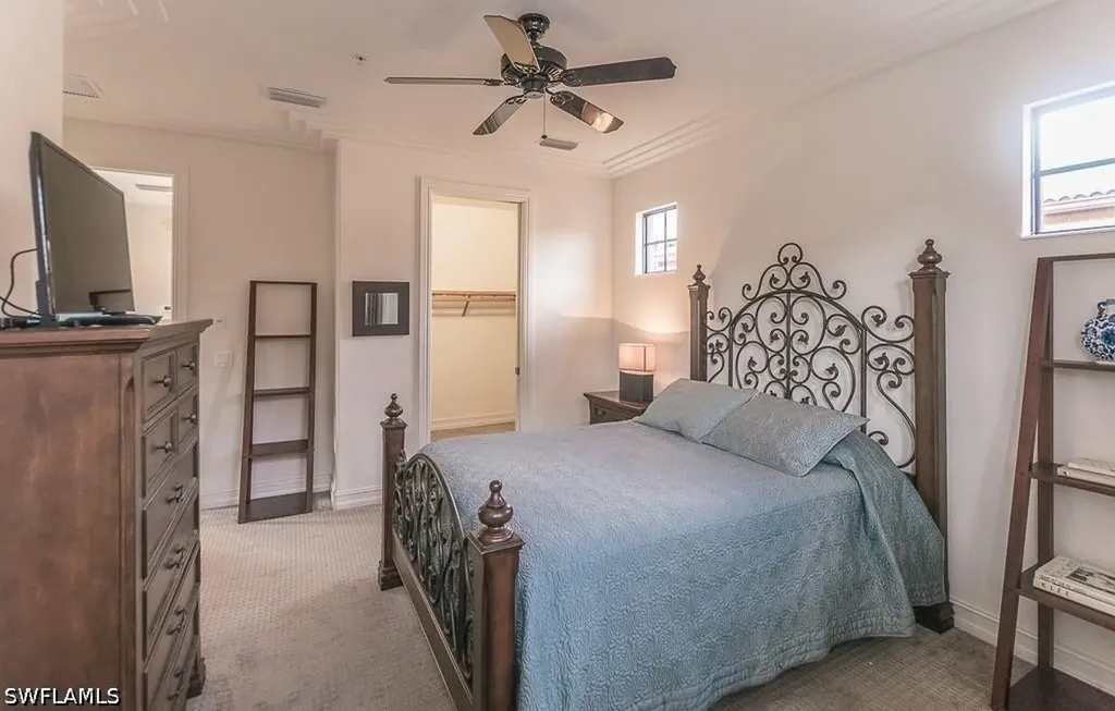 9102 Chula Vista Street Naples FL 34113