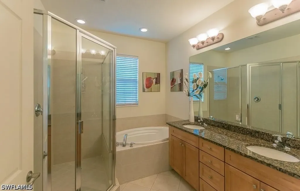 9102 Chula Vista Street Naples FL 34113