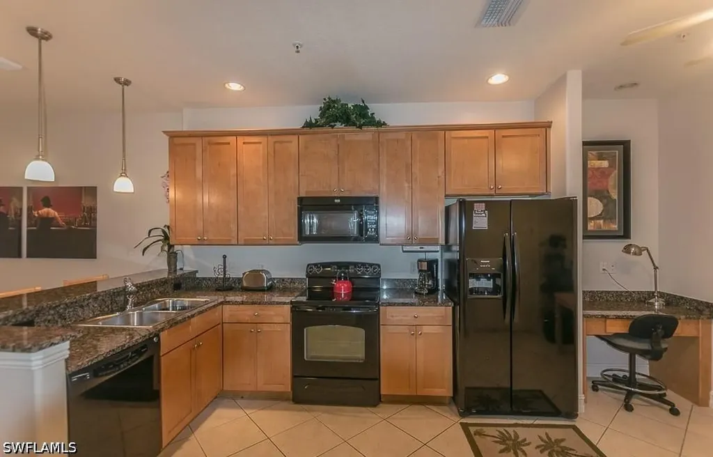 9102 Chula Vista Street Naples FL 34113