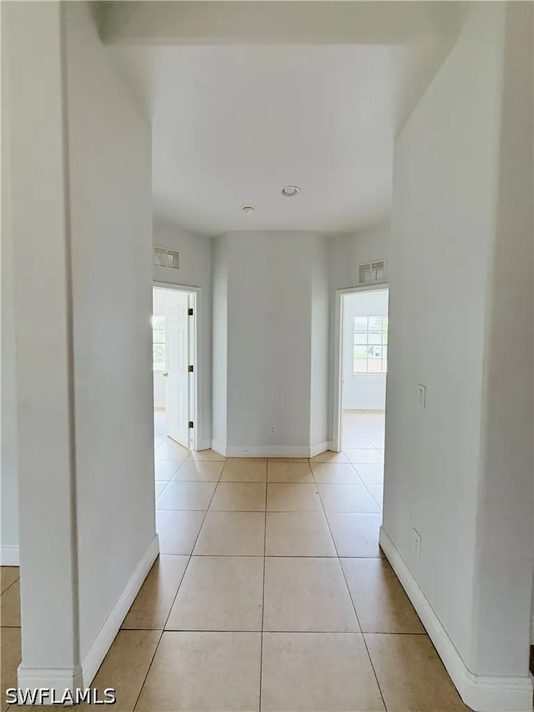 3465 Everglades Boulevard N Naples FL 34120