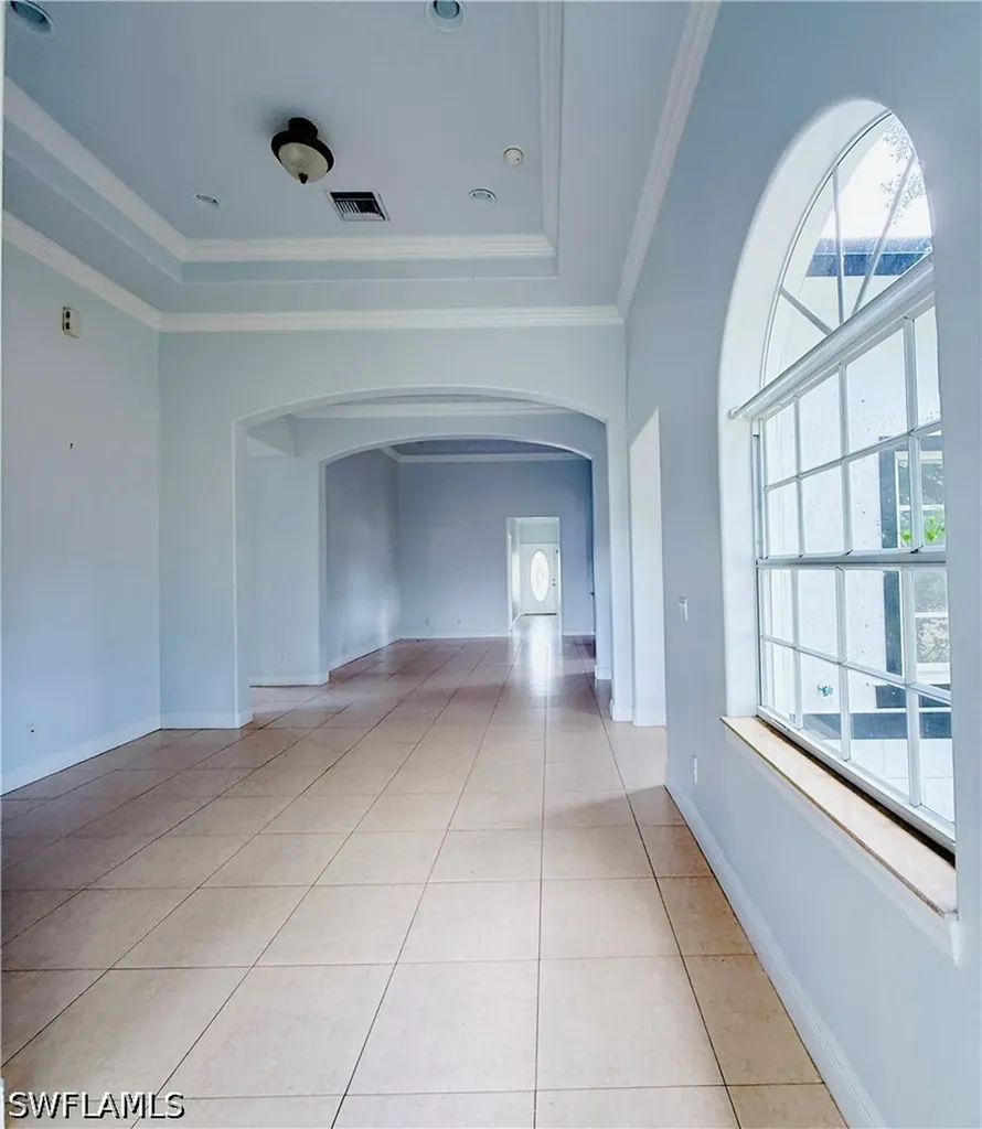 3465 Everglades Boulevard N Naples FL 34120