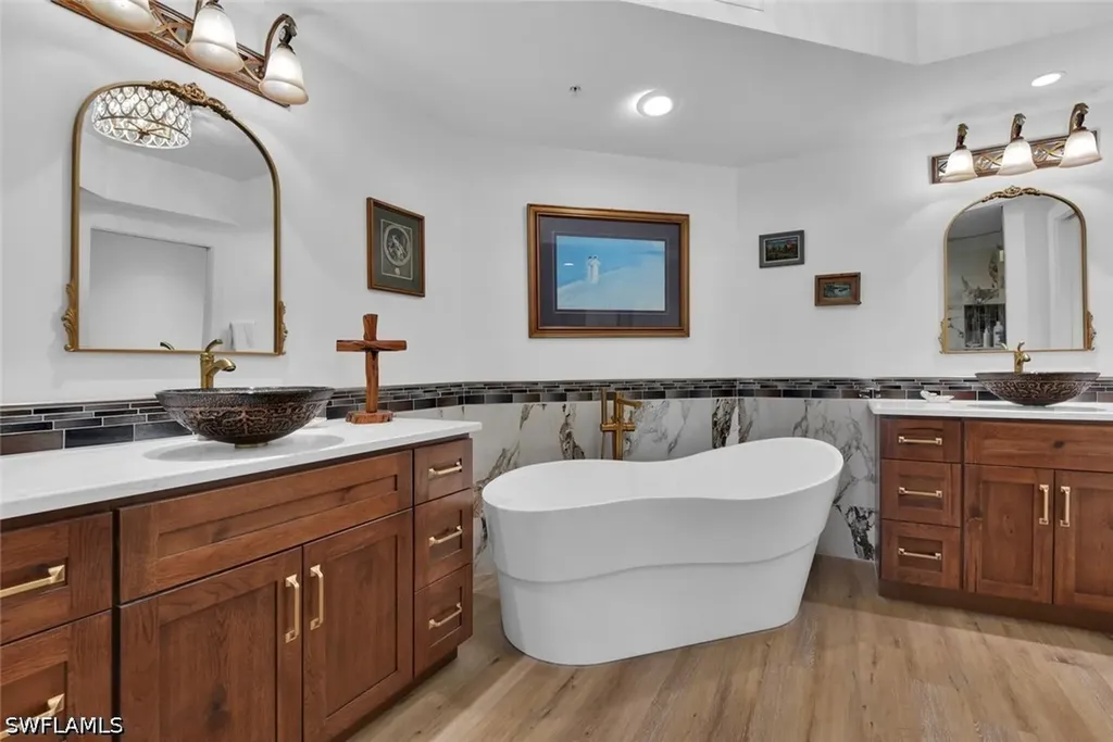 1065 Borghese Lane Naples FL 34114