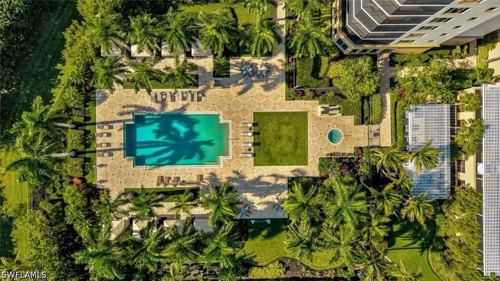 1065 Borghese Lane Naples FL 34114