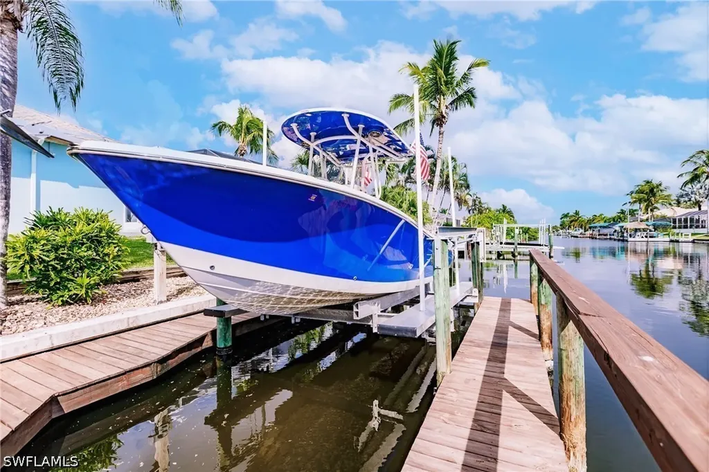 2910 SW 37th Terrace Cape Coral FL 33914