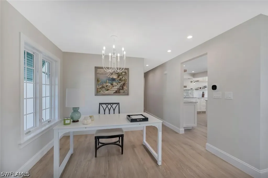 1925 Tarpon Road Naples FL 34102