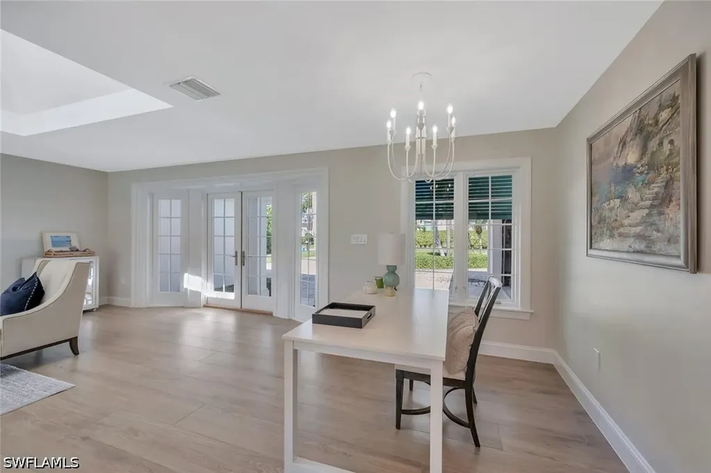 1925 Tarpon Road Naples FL 34102
