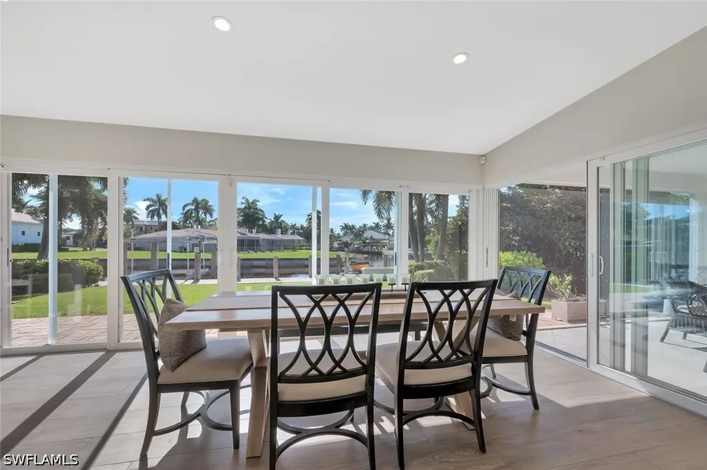 1925 Tarpon Road Naples FL 34102