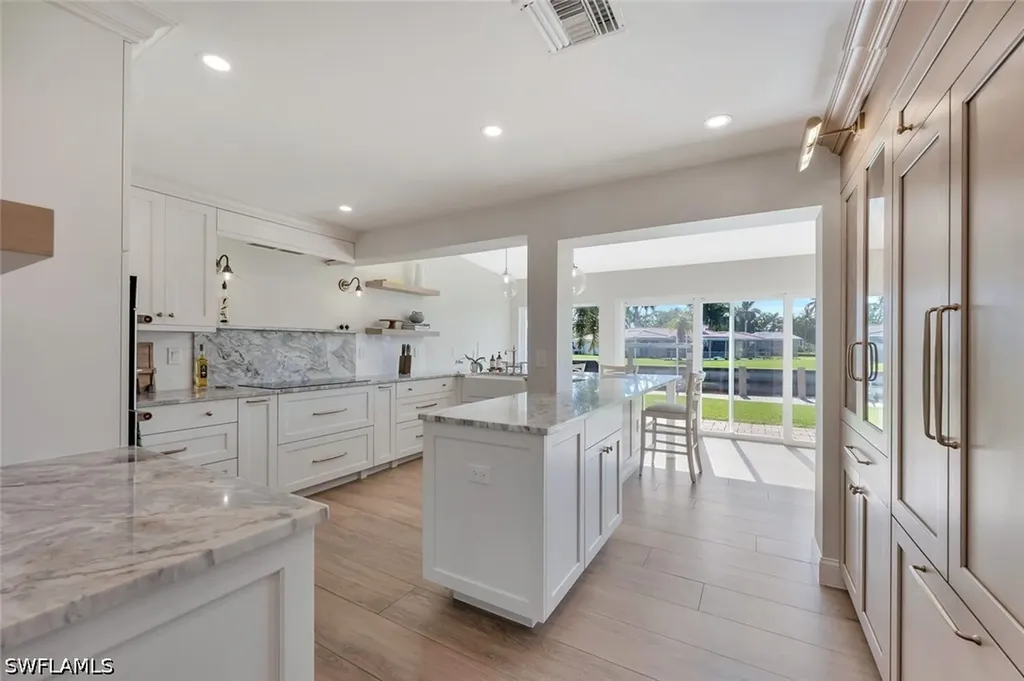 1925 Tarpon Road Naples FL 34102