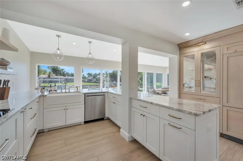 1925 Tarpon Road Naples FL 34102