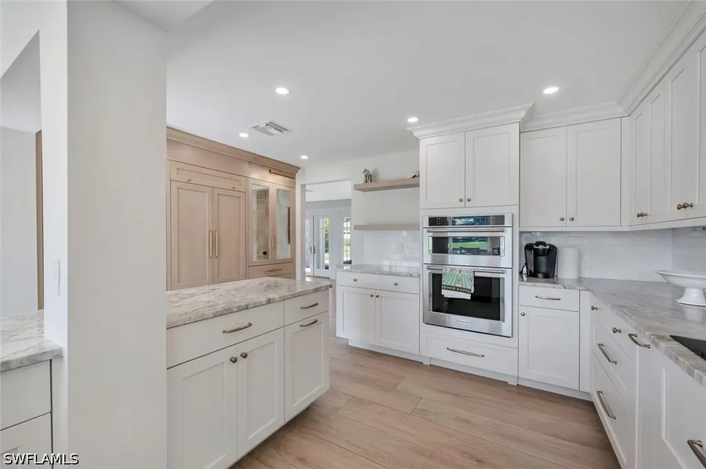 1925 Tarpon Road Naples FL 34102