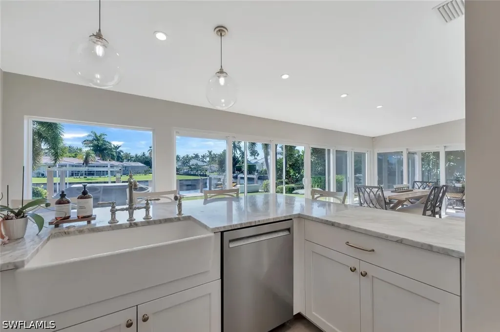 1925 Tarpon Road Naples FL 34102