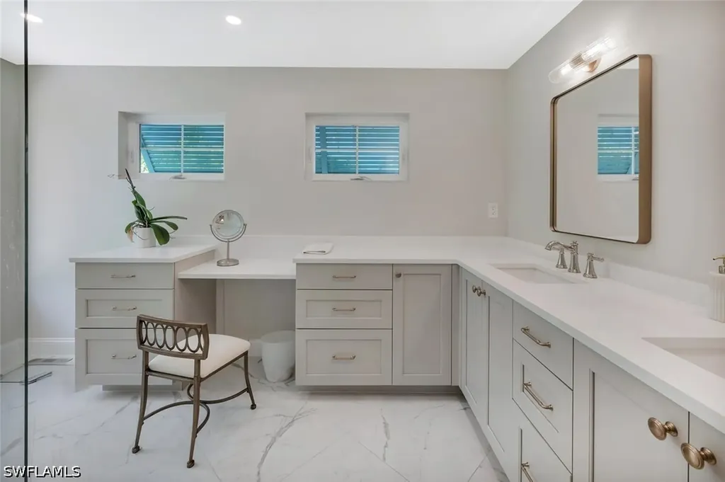 1925 Tarpon Road Naples FL 34102