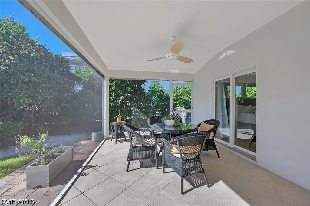 1925 Tarpon Road Naples FL 34102