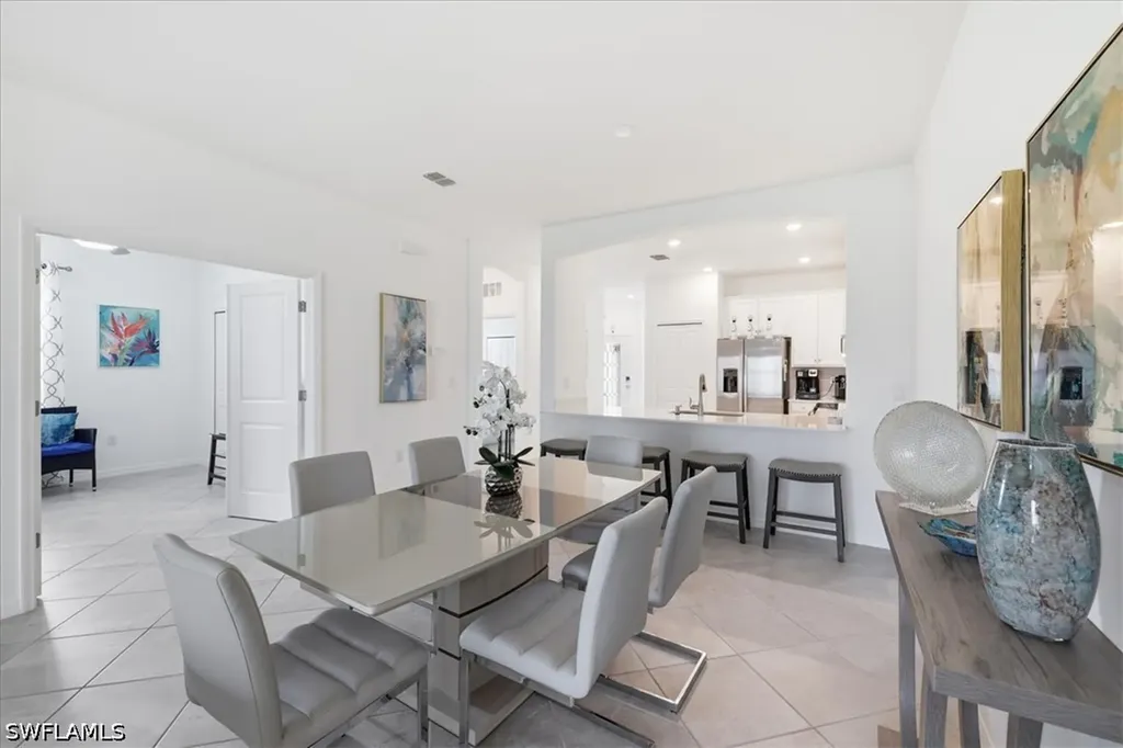 2636 Vine Avenue Naples FL 34120