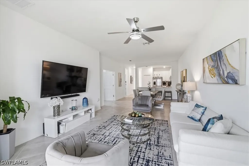 2636 Vine Avenue Naples FL 34120