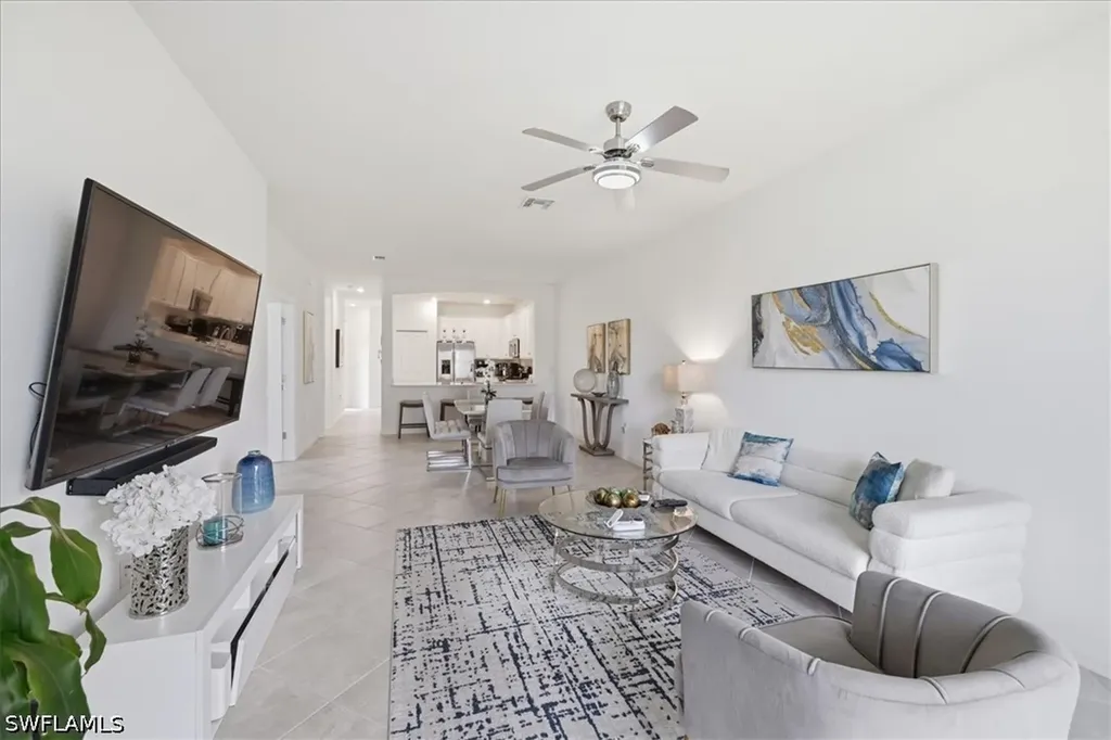 2636 Vine Avenue Naples FL 34120