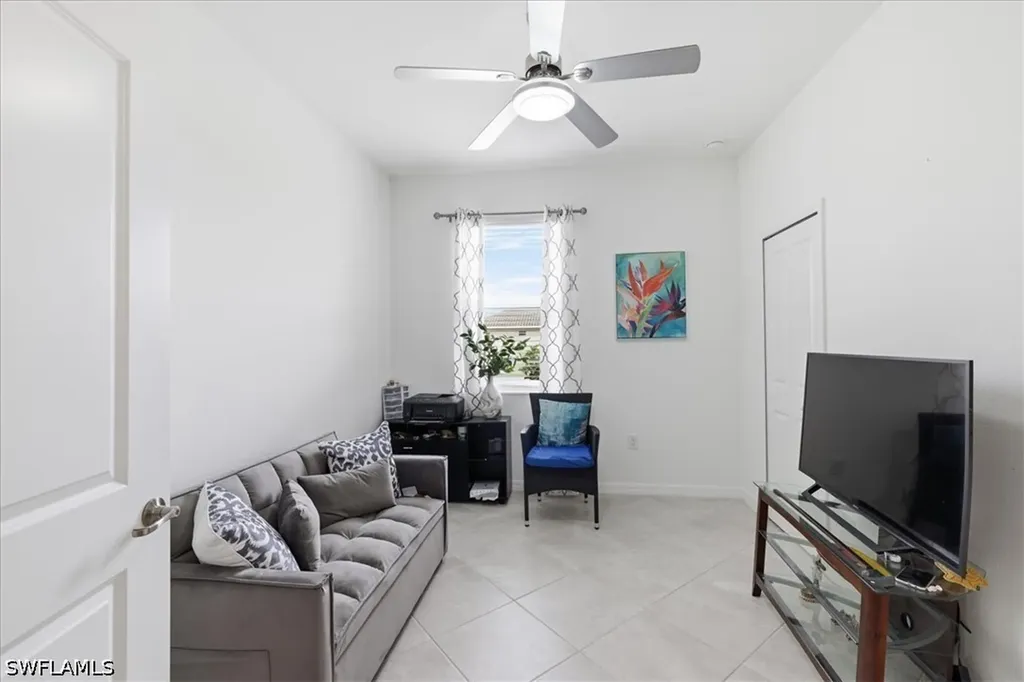 2636 Vine Avenue Naples FL 34120