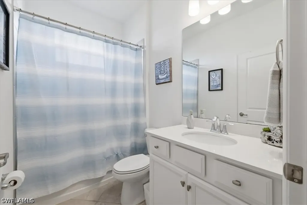 2636 Vine Avenue Naples FL 34120