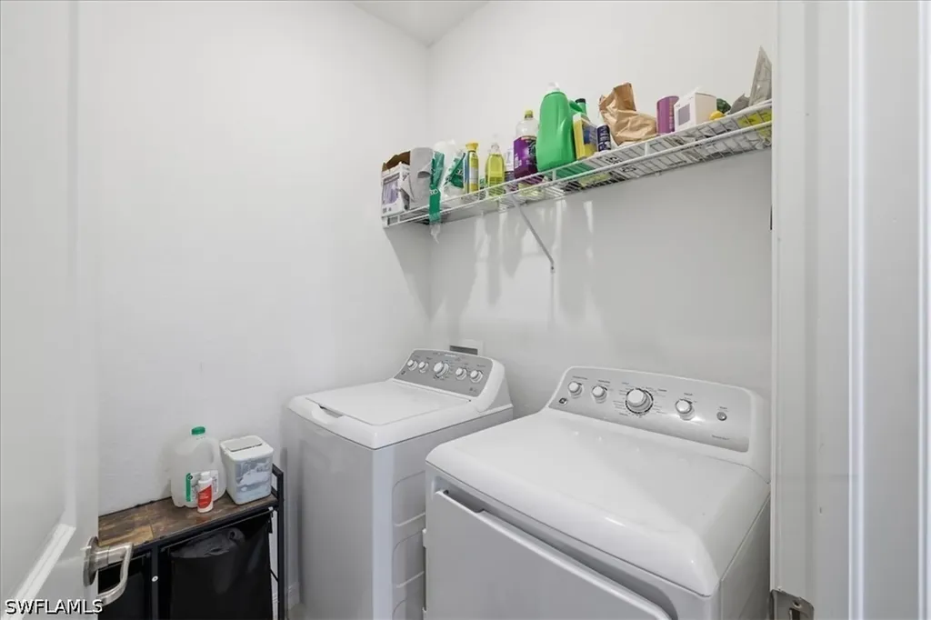 2636 Vine Avenue Naples FL 34120