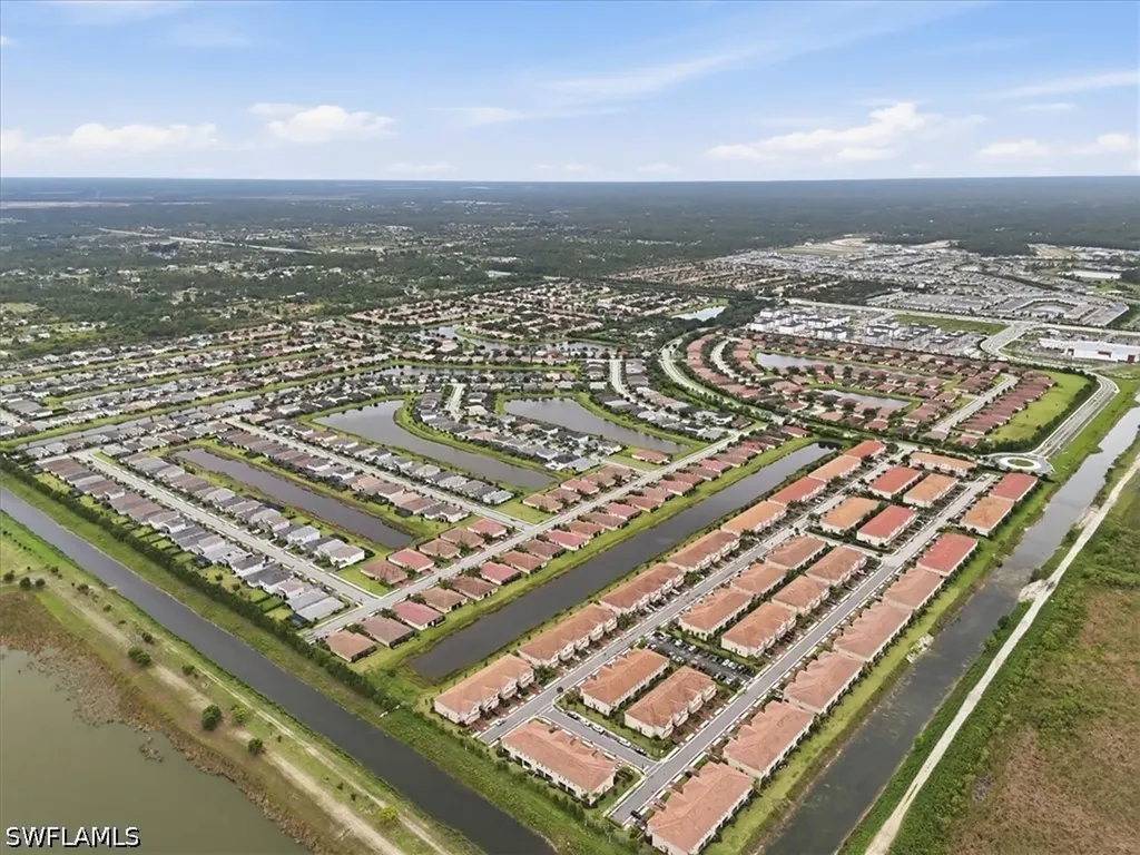 2636 Vine Avenue Naples FL 34120