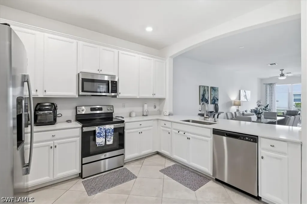 2636 Vine Avenue Naples FL 34120