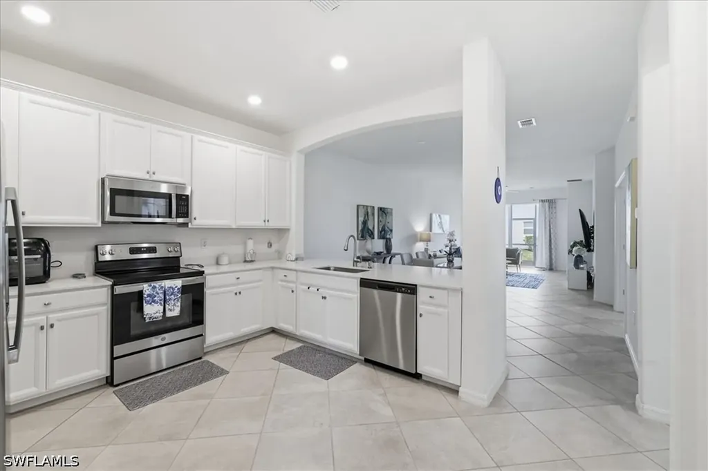 2636 Vine Avenue Naples FL 34120