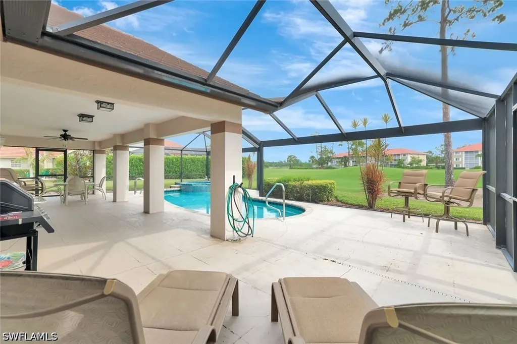 5859 Westbourgh Court Naples FL 34112