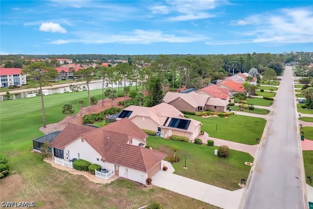 5859 Westbourgh Court Naples FL 34112