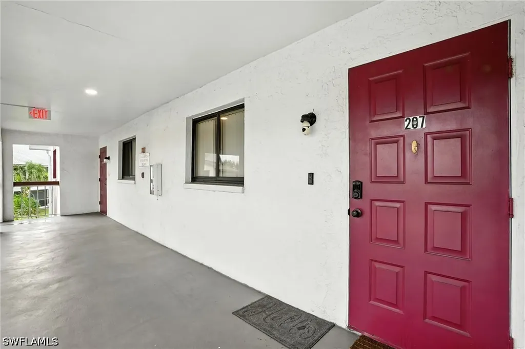 2231 E 5th Street Lehigh Acres FL 33936