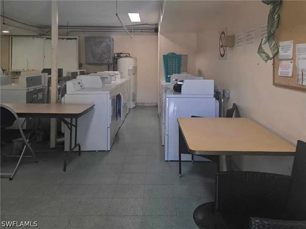 3325 Airport Road N Naples FL 34105