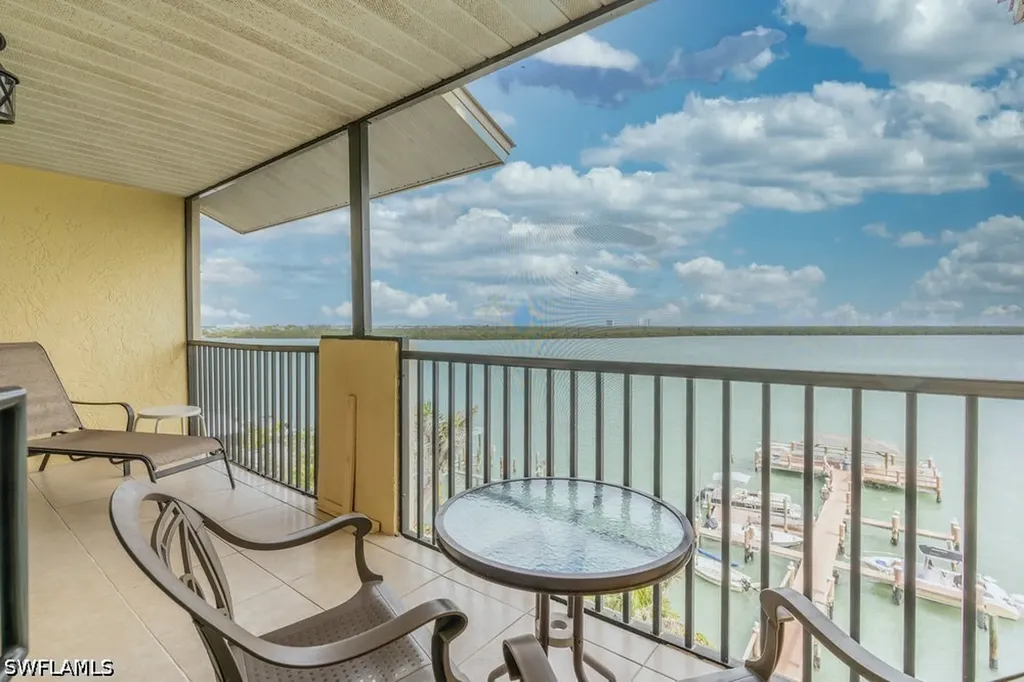 10 Tampa Place Marco Island FL 34145