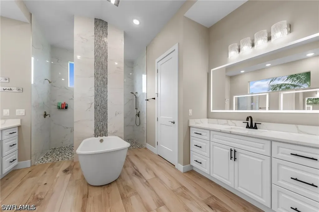 3817 Kismet Lakes Lane Cape Coral FL 33993