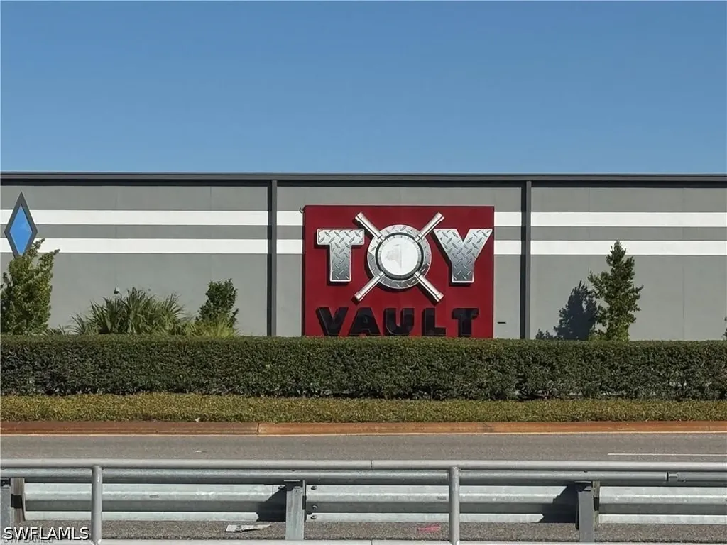 17860 Toy Vault Lane Fort Myers FL 33967
