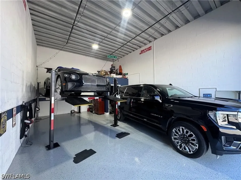 17860 Toy Vault Lane Fort Myers FL 33967