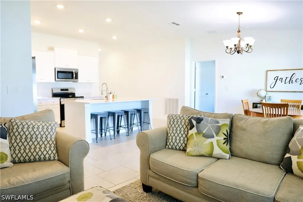 1427 NW 18th Terrace Cape Coral FL 33993