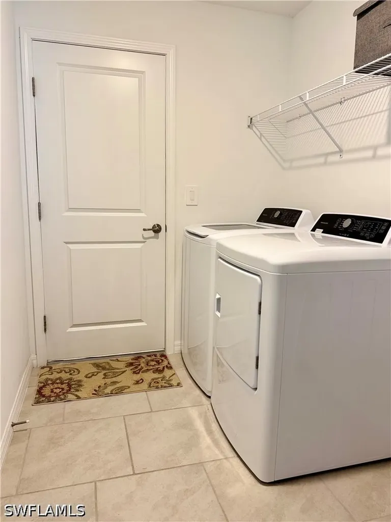 1427 NW 18th Terrace Cape Coral FL 33993