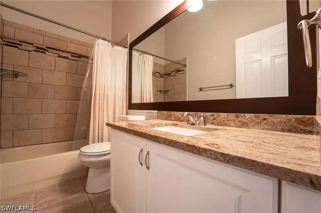 5145 Cobble Creek Court Naples FL 34110