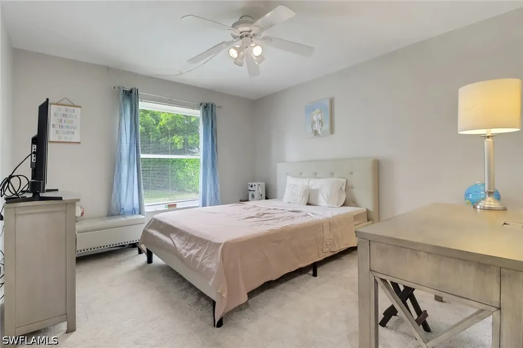 4556 Lakewood Boulevard Naples FL 34112