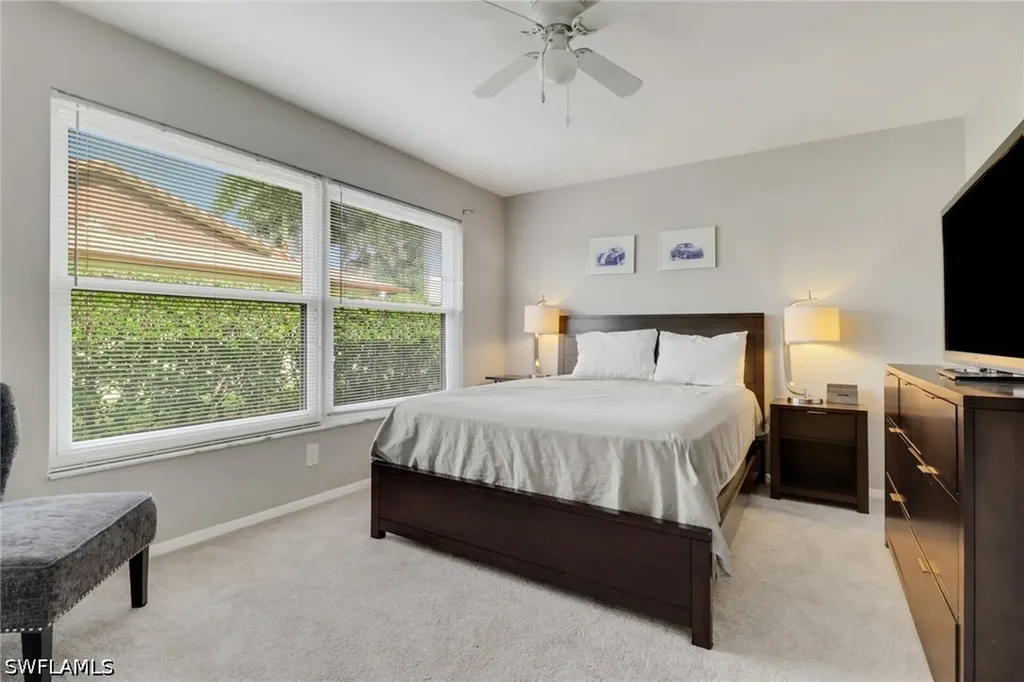 4556 Lakewood Boulevard Naples FL 34112