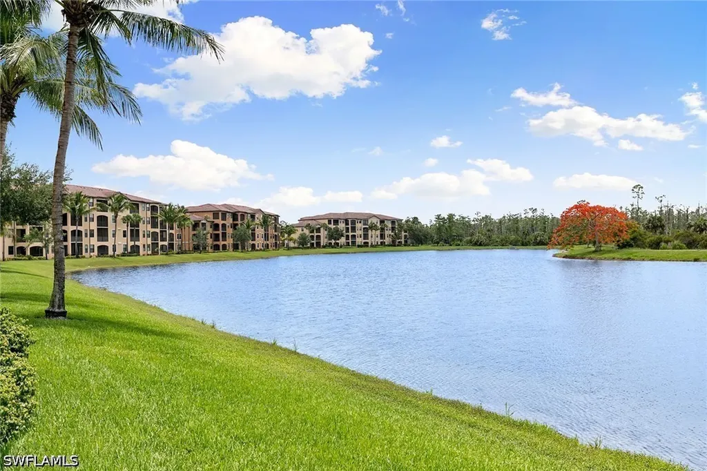 9735 Acqua Court Naples FL 34113