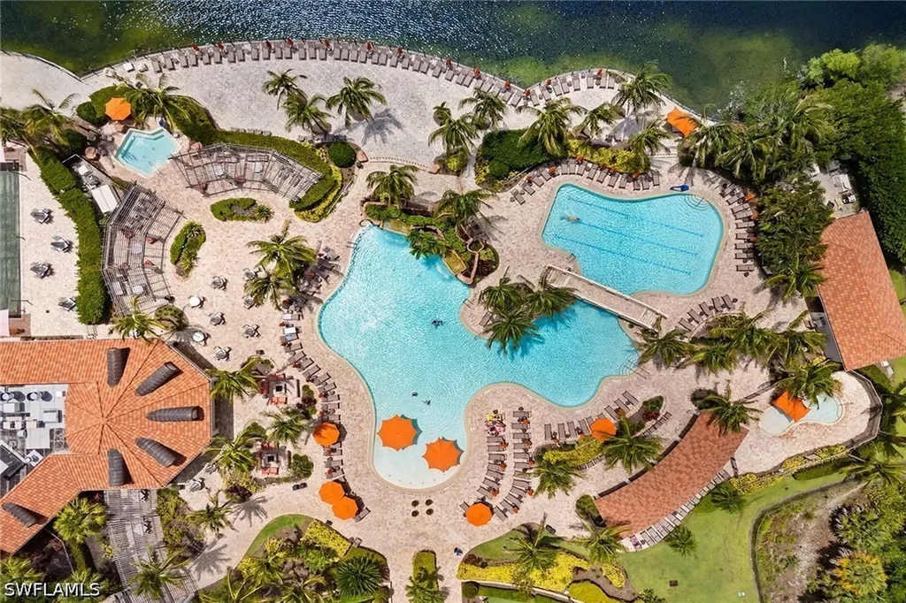 9735 Acqua Court Naples FL 34113