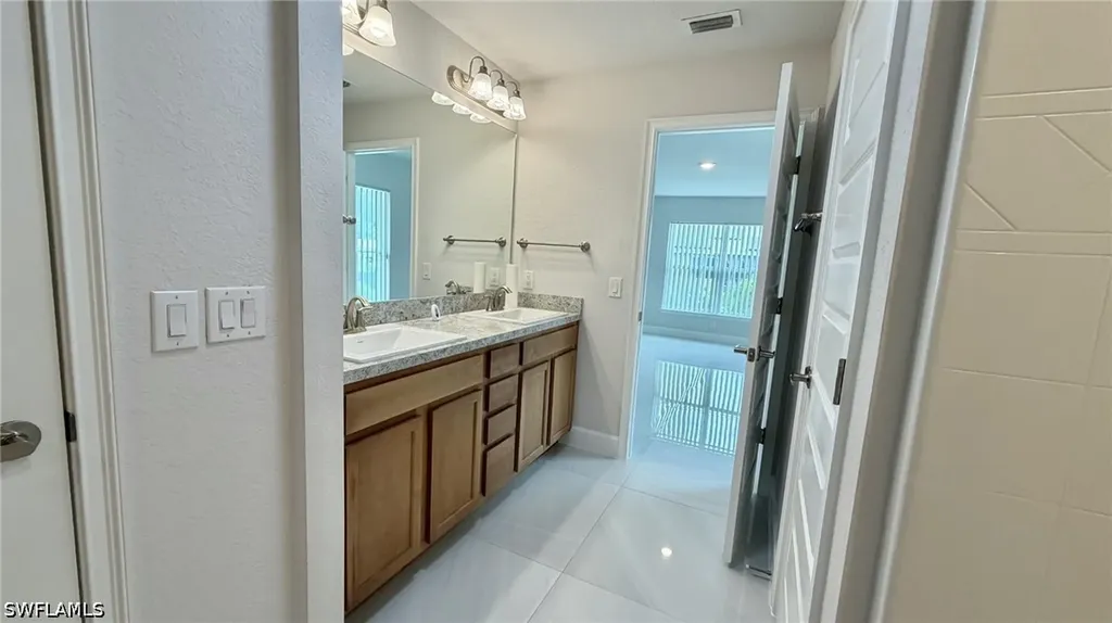 372 Rockland Street Lehigh Acres FL 33972