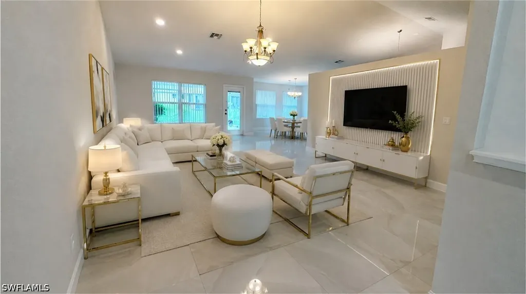 372 Rockland Street Lehigh Acres FL 33972