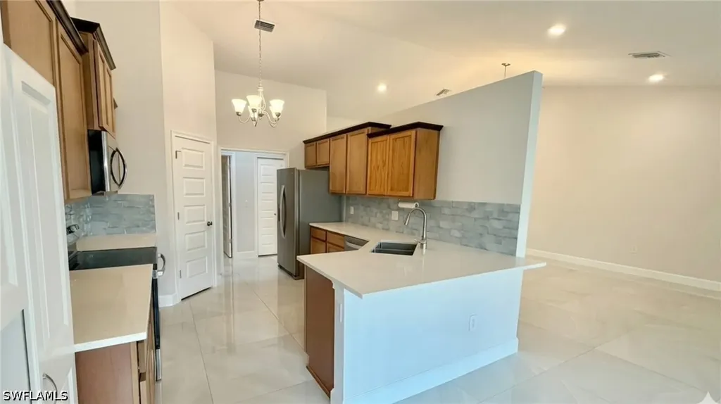 372 Rockland Street Lee FL 33972