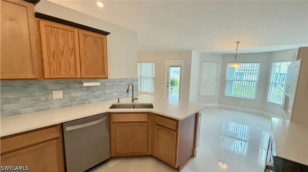 372 Rockland Street Lehigh Acres FL 33972