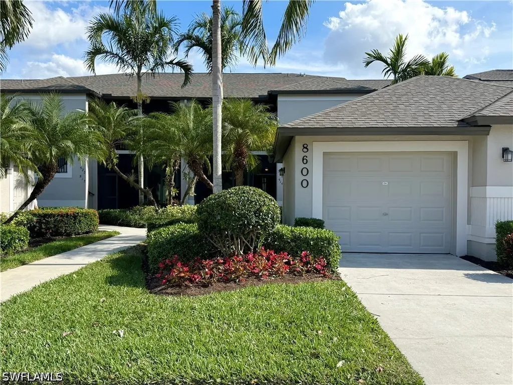Naples FL, 8600 Naples Heritage Drive, Unit 514