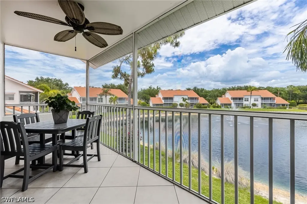624 Windsor Square Naples FL 34104