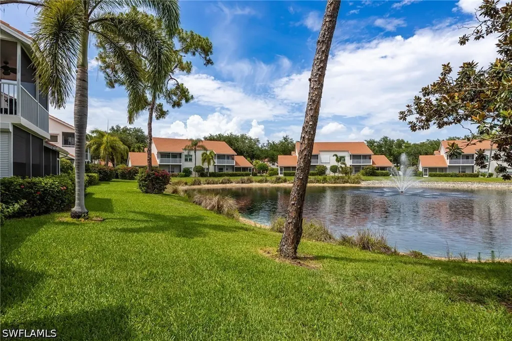 624 Windsor Square Naples FL 34104