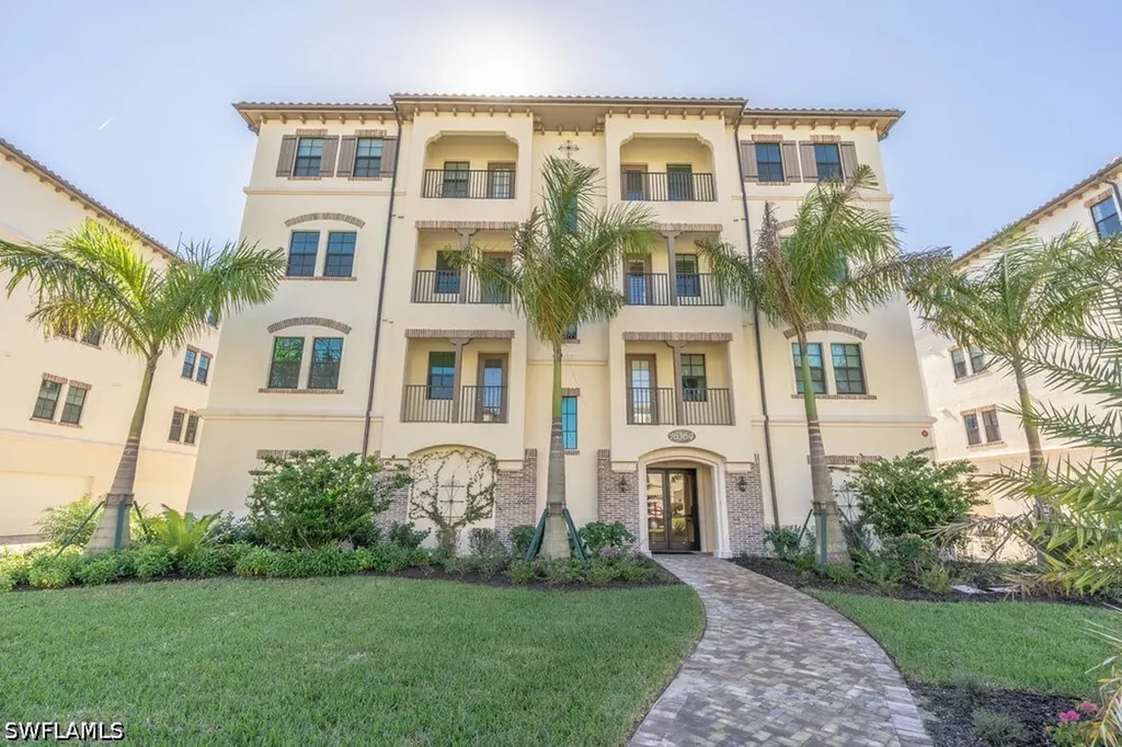 16364 Viansa Way Naples FL 34110