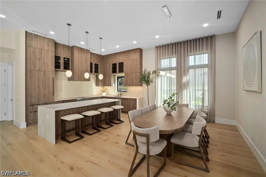 1364 Cypress Woods Drive Naples FL 34103